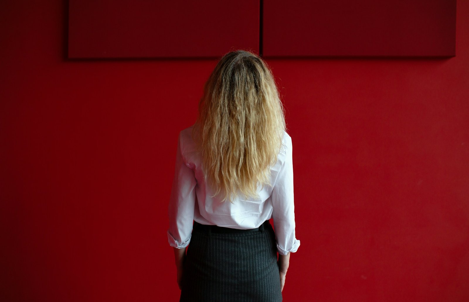 Dicas de Segurança Pessoal e Digital Para Mulheres que Atuam Como Autônomas no Setor Sensual